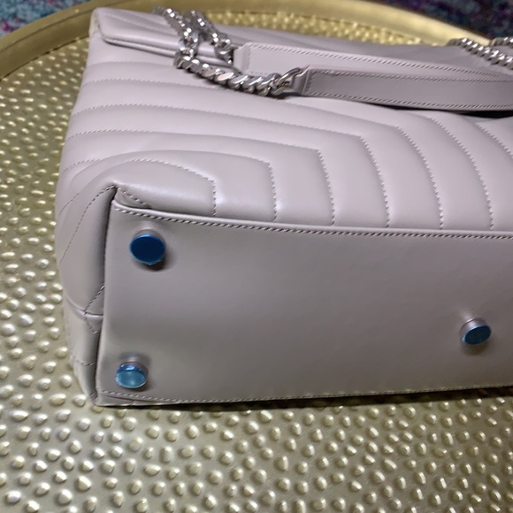 Large Loulou Chain Bag PearlGray Matelassé Leather - Picture 7 of 16